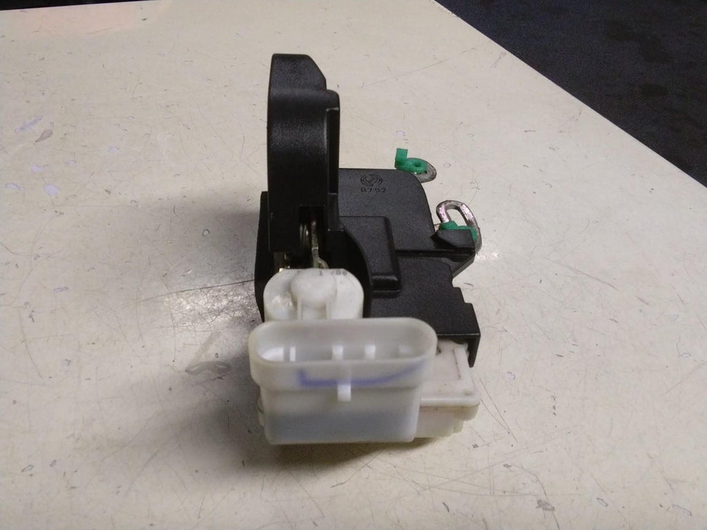 ALFA ROMEO GT PASSENGER (N/S) FRONT DOOR LOCK MECHANISM B792