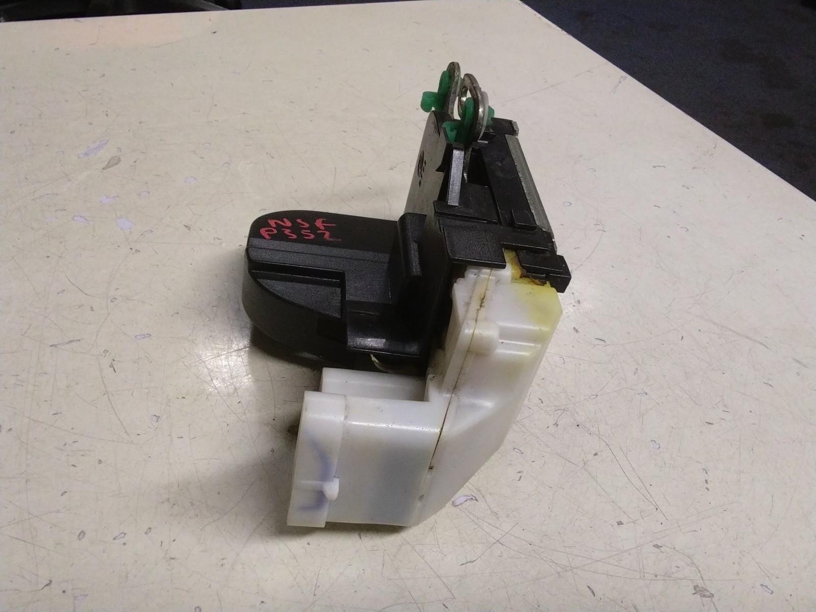 ALFA ROMEO GT PASSENGER (N/S) FRONT DOOR LOCK MECHANISM B792