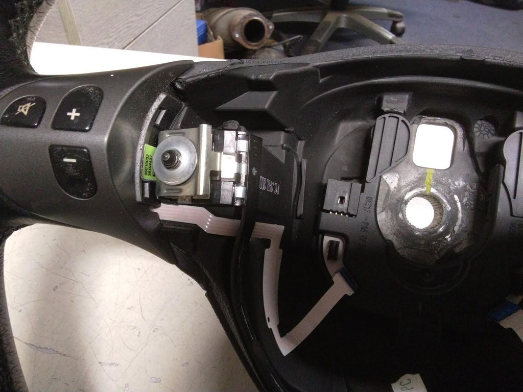 ALFA ROMEO GT COMPLETE STEERING WHEEL - MULTIFUNCTION #06015010