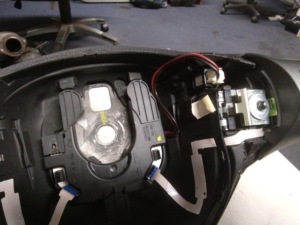 ALFA ROMEO GT COMPLETE STEERING WHEEL - MULTIFUNCTION #06015010