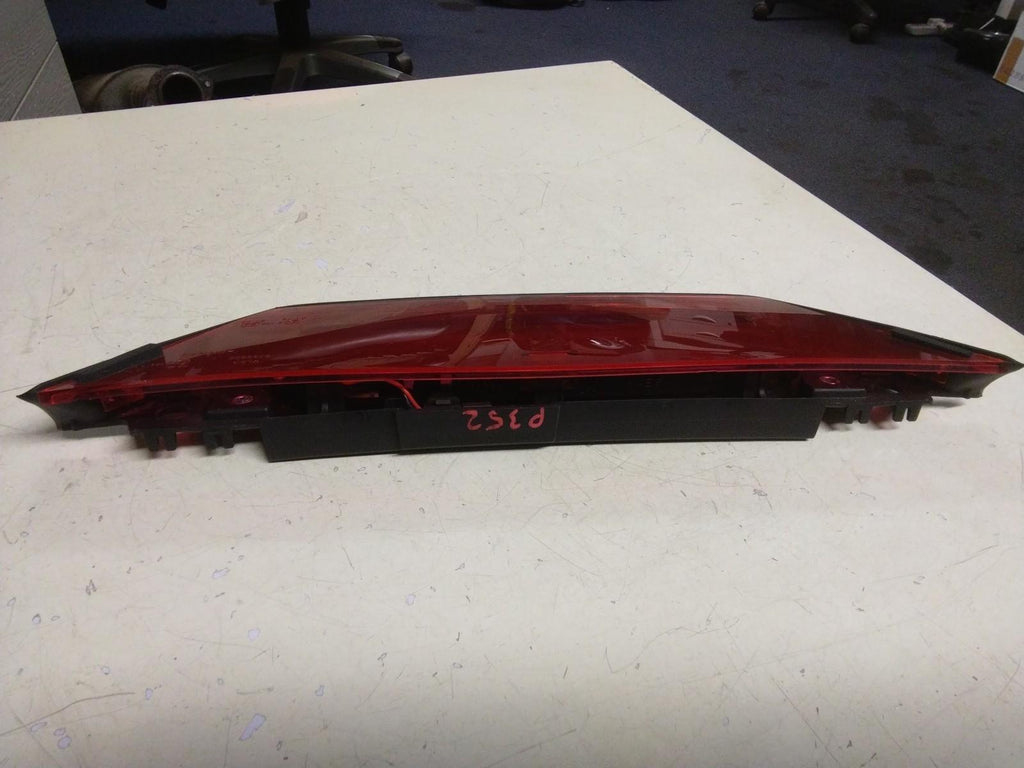 ALFA ROMEO GT HIGH LEVEL/THIRD BRAKE LIGHT 0335800