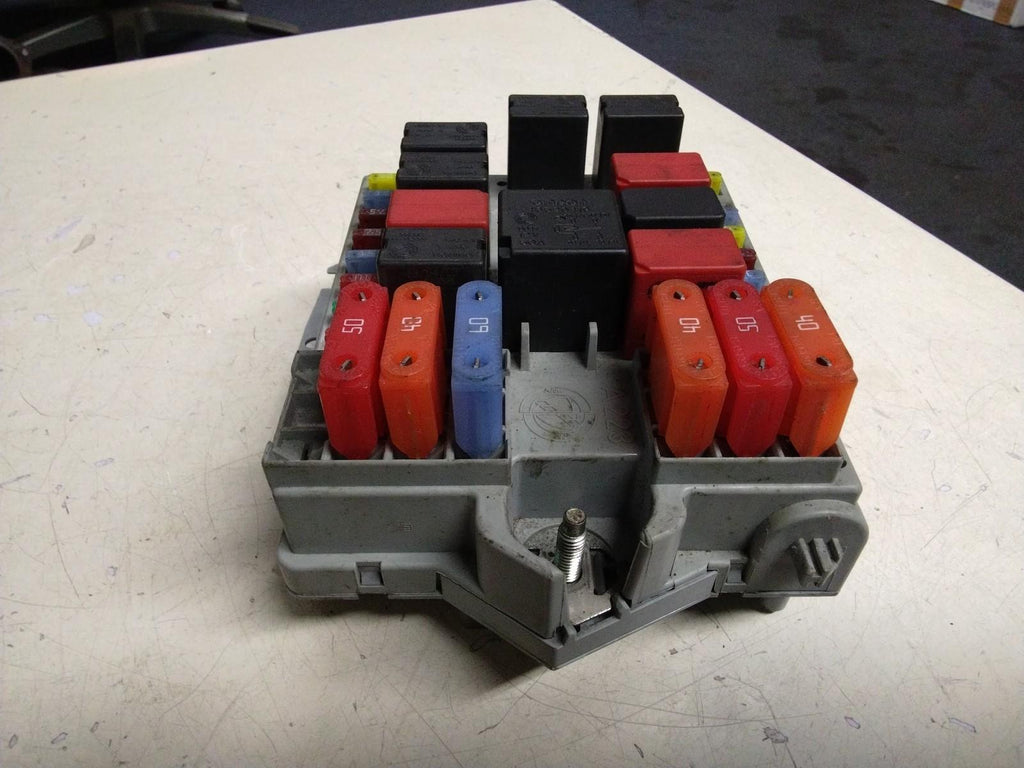 ALFA ROMEO GT DIESEL FUSE BOX WITH FUSES 51742420