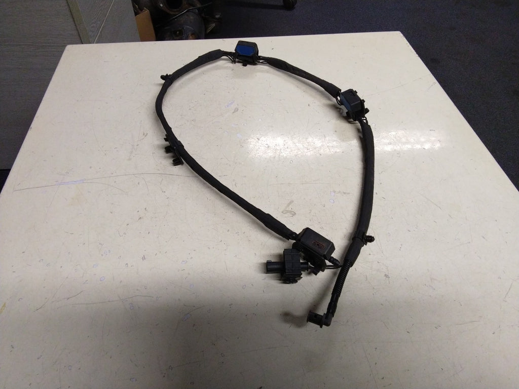 BMW F11 5 SERIES WINDSCREEN WASHER NOZZLES AND PIPE