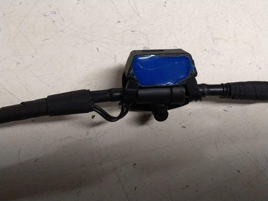 BMW F11 5 SERIES WINDSCREEN WASHER NOZZLES AND PIPE