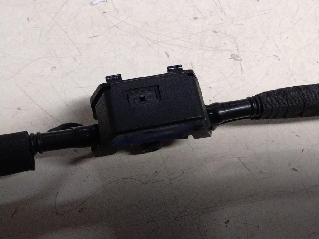 BMW F11 5 SERIES WINDSCREEN WASHER NOZZLES AND PIPE