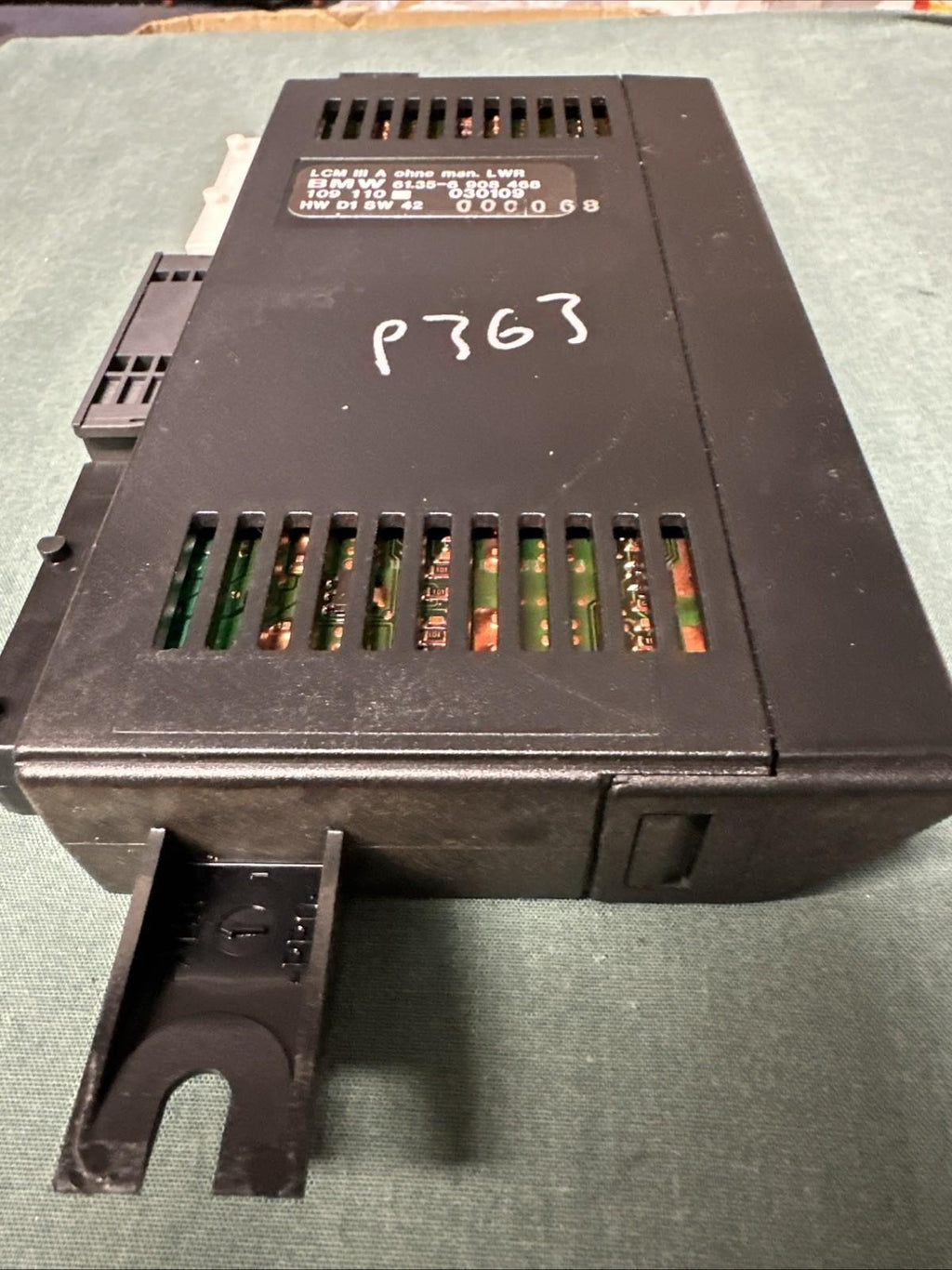 BMW E39 5 Series Light Control Module (LCMIIIA) #6908468