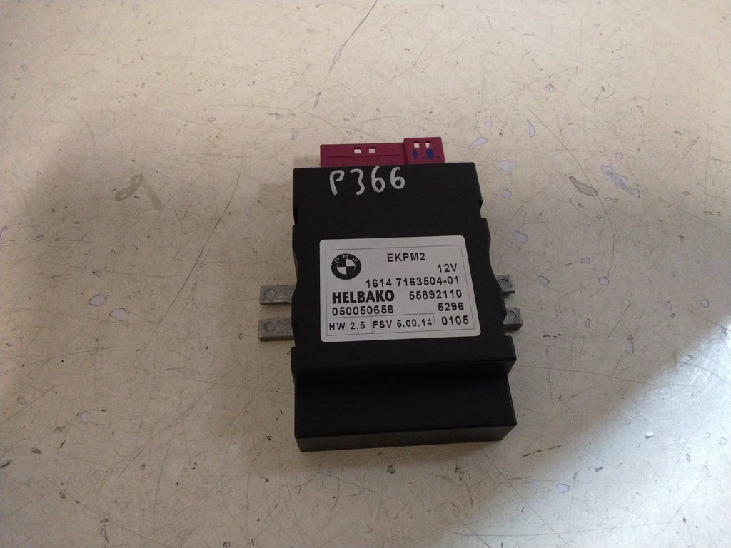 BMW E90 3 SERIES FUEL PUMP MODULE 7163504