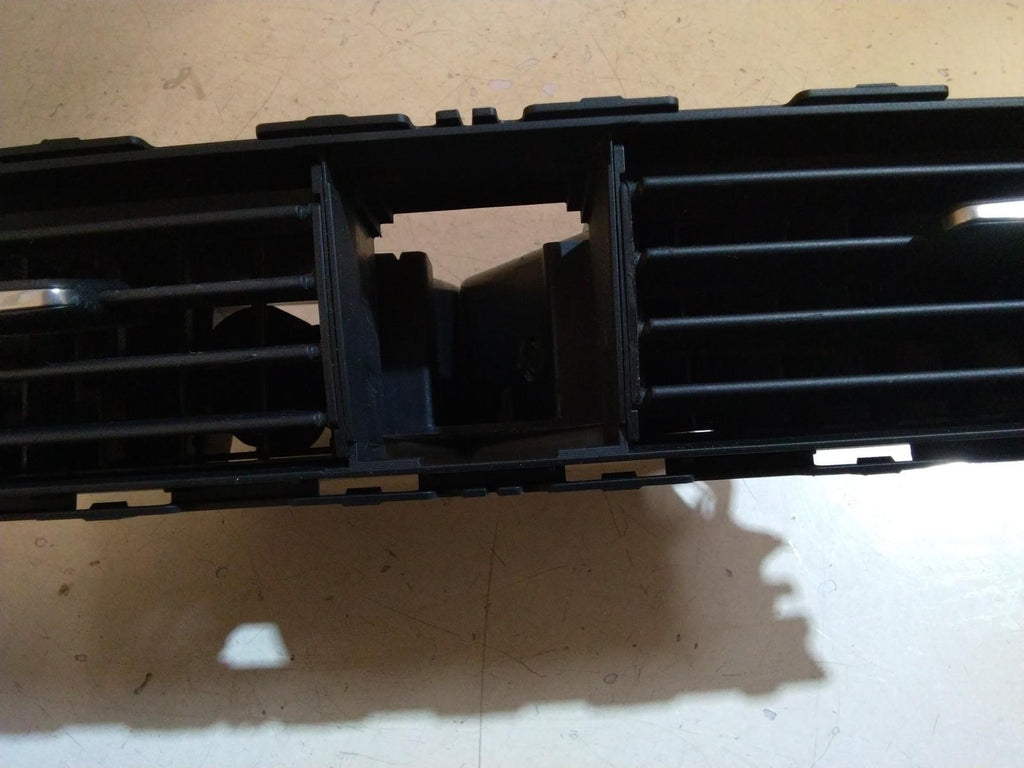 BMW E90 3 SERIES CENTRE DASHBOARD AIR VENTS #7144253