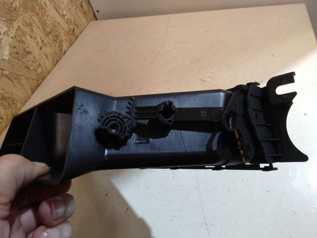 BMW E90 3 SERIES CENTRE DASHBOARD AIR VENTS #7144253