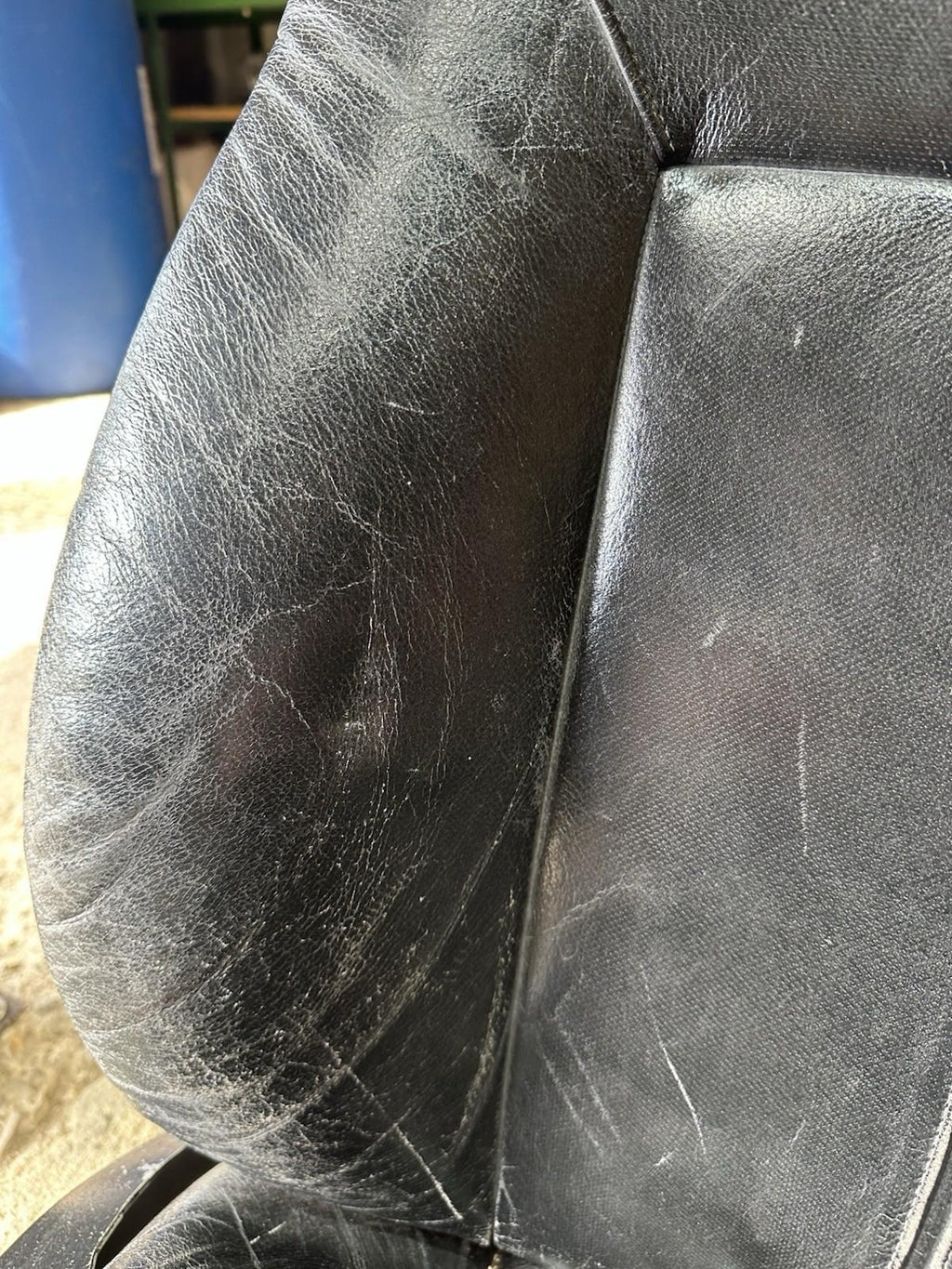BMW E39 5 Series (Dyed) Black Comfort Seats (Pair) - Rd Desc