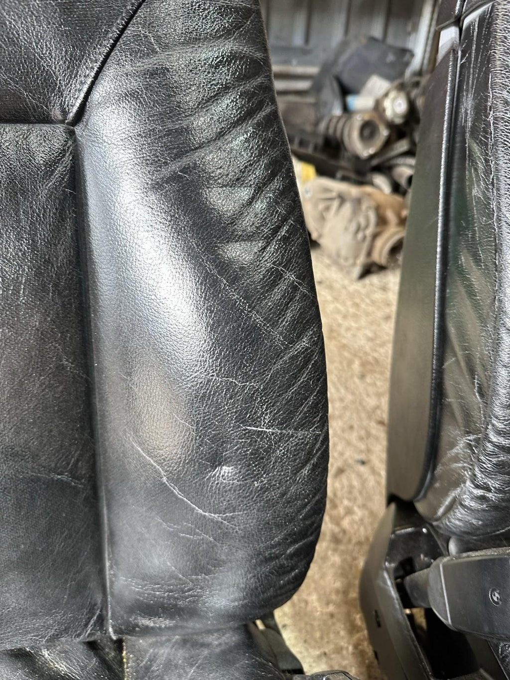 BMW E39 5 Series (Dyed) Black Comfort Seats (Pair) - Rd Desc