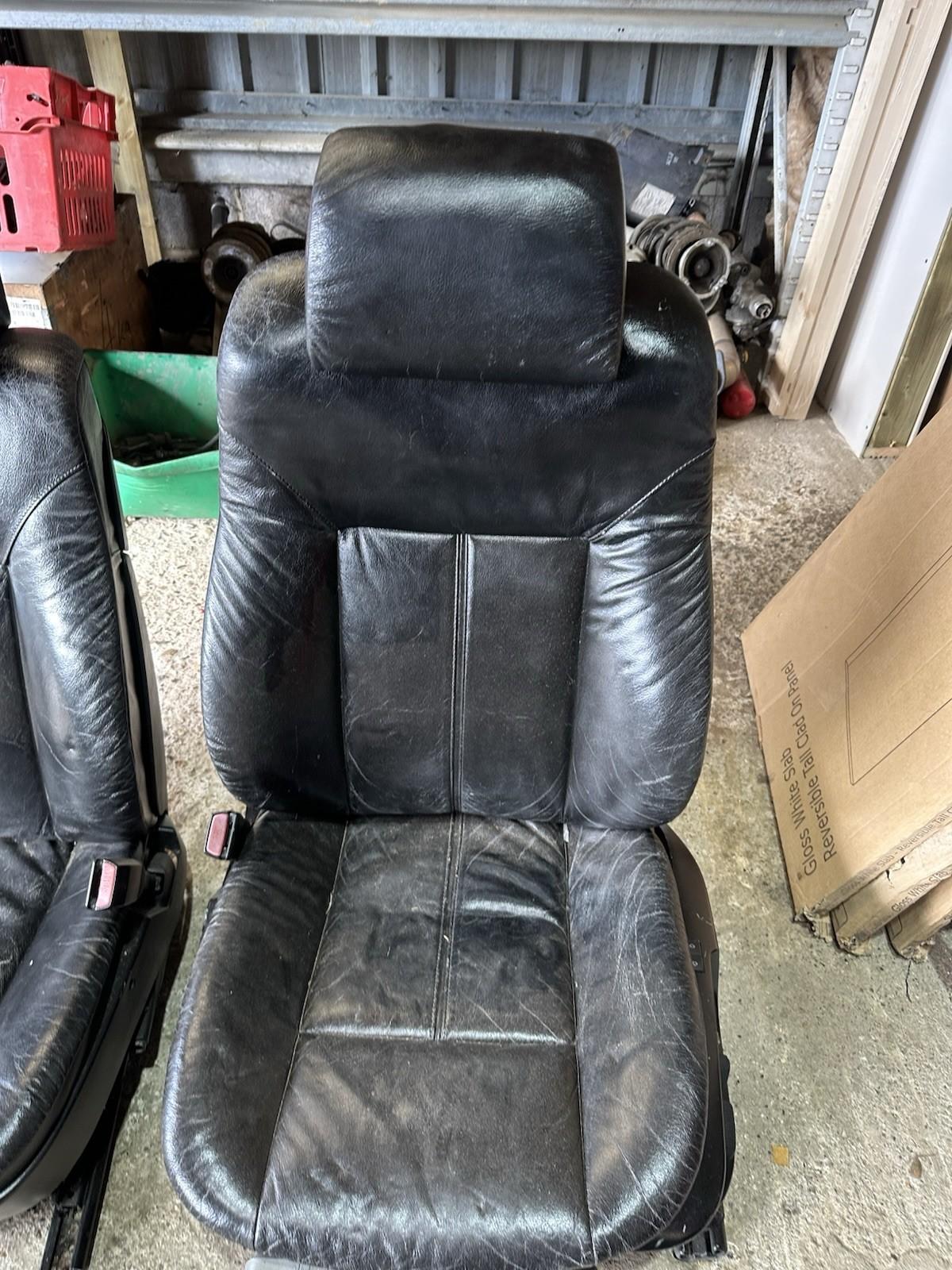 BMW E39 5 Series (Dyed) Black Comfort Seats (Pair) - Rd Desc