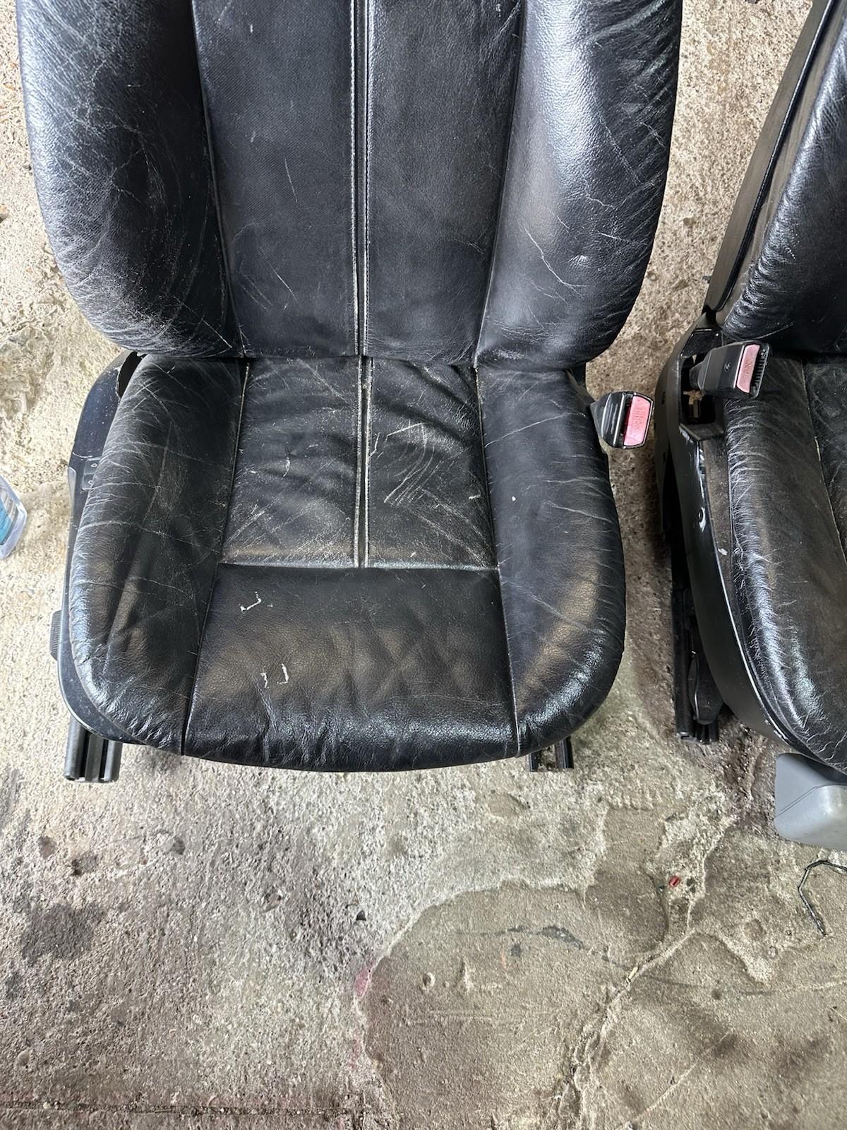 BMW E39 5 Series (Dyed) Black Comfort Seats (Pair) - Rd Desc
