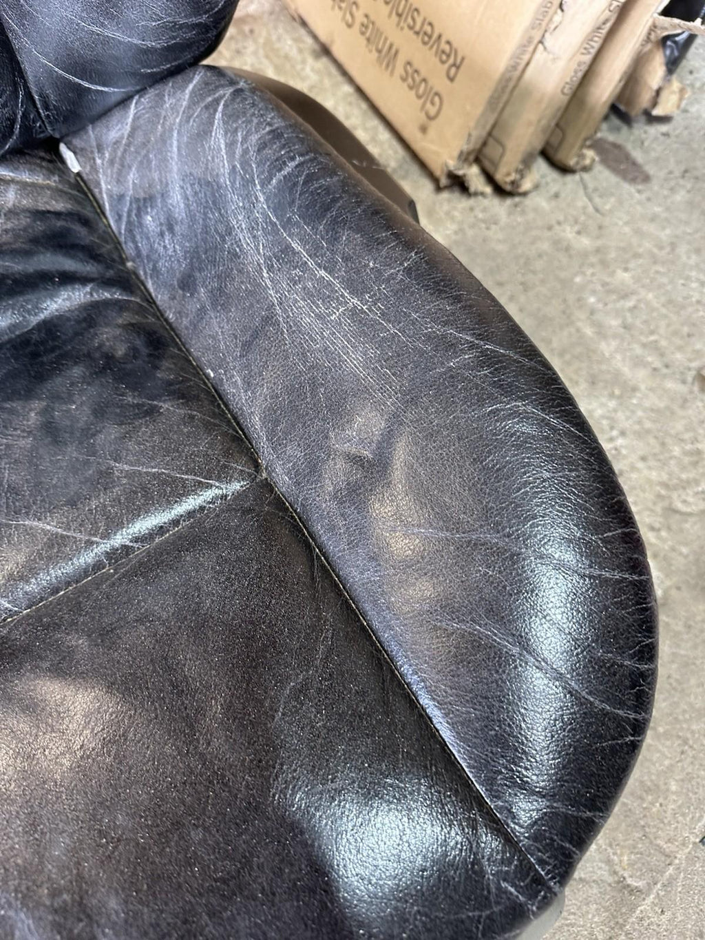 BMW E39 5 Series (Dyed) Black Comfort Seats (Pair) - Rd Desc