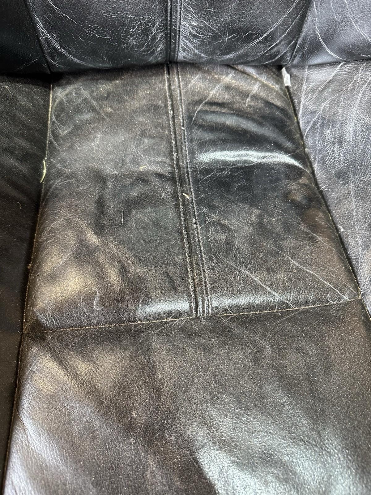 BMW E39 5 Series (Dyed) Black Comfort Seats (Pair) - Rd Desc