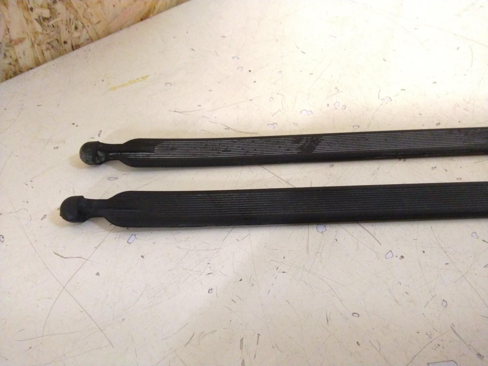 BMW E39 5 SERIES BOOT LUGGAGE TIE DOWN STRAPS (x2) 8136450