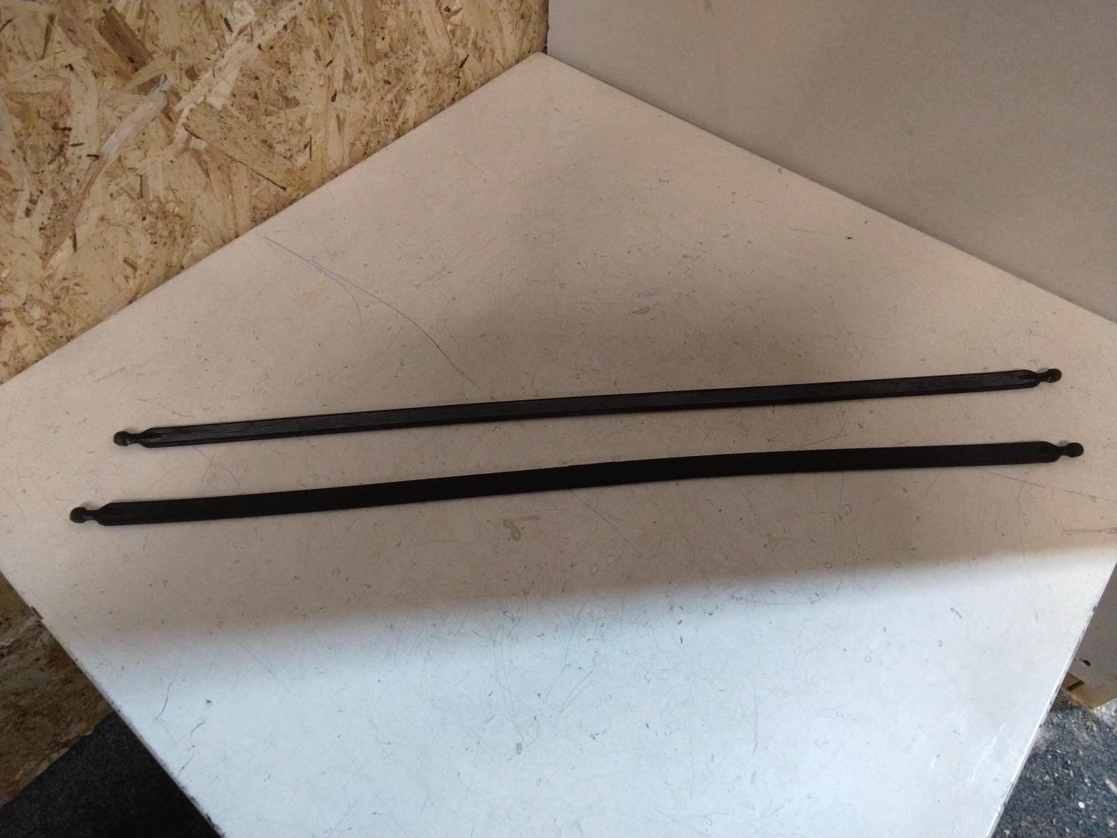 BMW E39 5 SERIES BOOT LUGGAGE TIE DOWN STRAPS (x2) 8136450