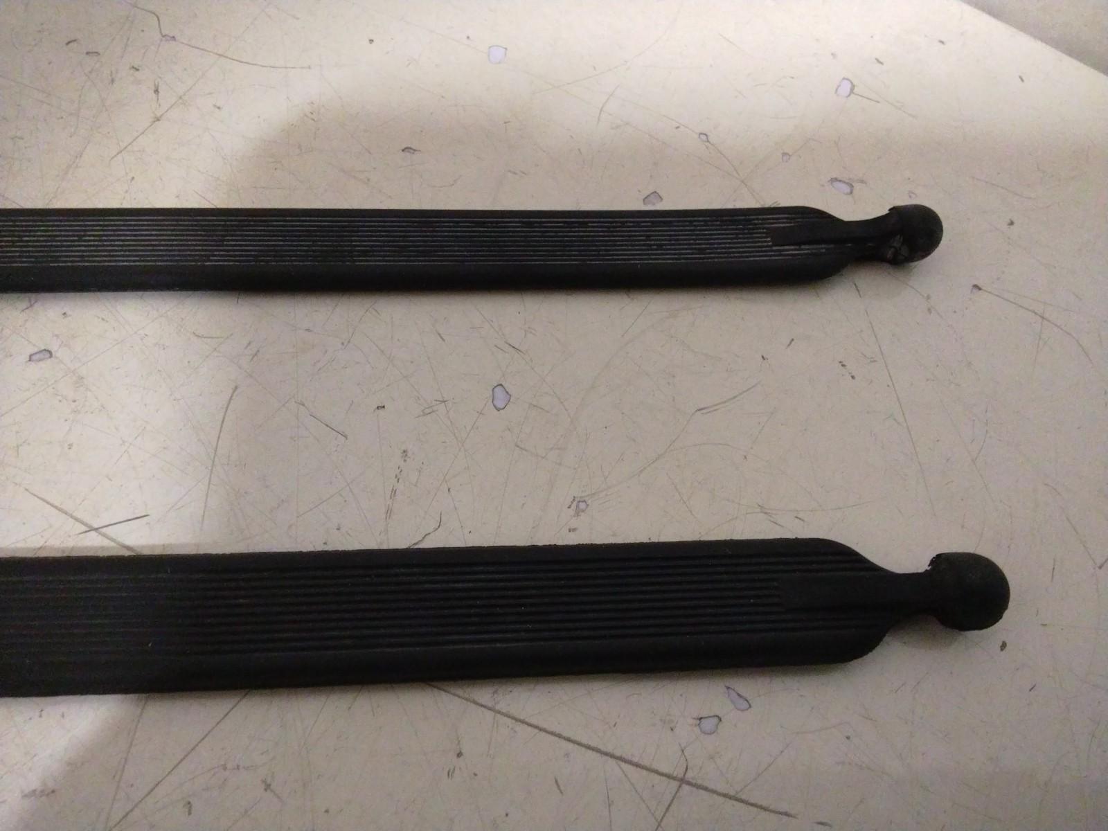 BMW E39 5 SERIES BOOT LUGGAGE TIE DOWN STRAPS (x2) 8136450