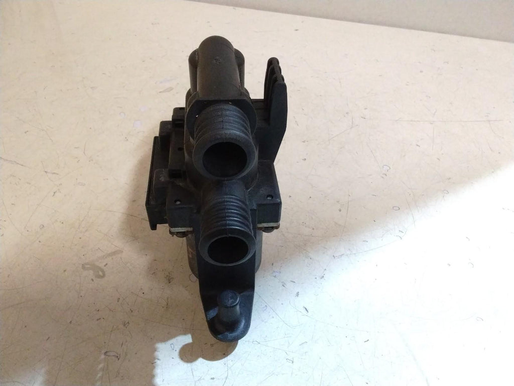 BMW E39 5 SERIES HEATER CONTROL WATER VALVE 8374995