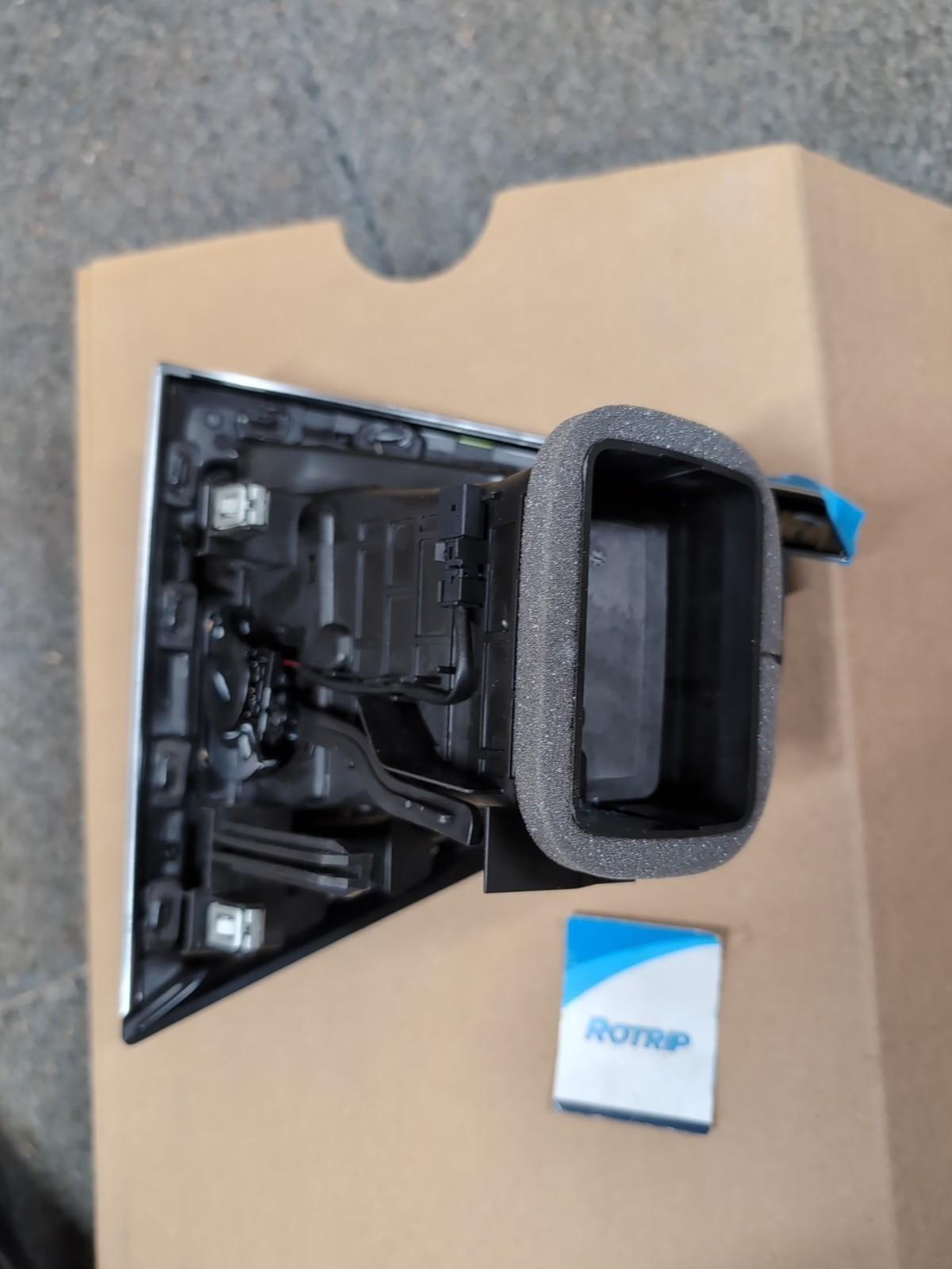 BMW G01 G02 G08 F97 F98 FRESH AIR VENT O/S #9871600
