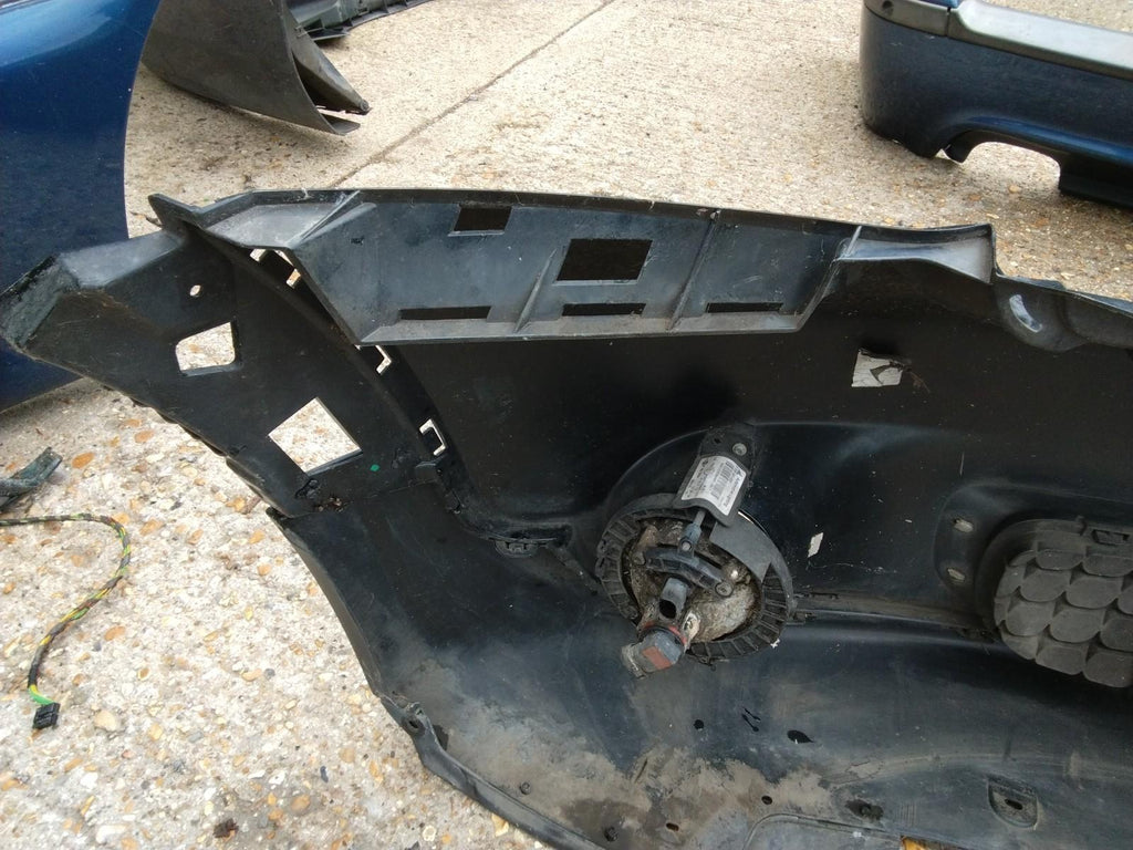 MINI COUNTRYMAN R60 FRONT BUMPER - BLACK 9801917