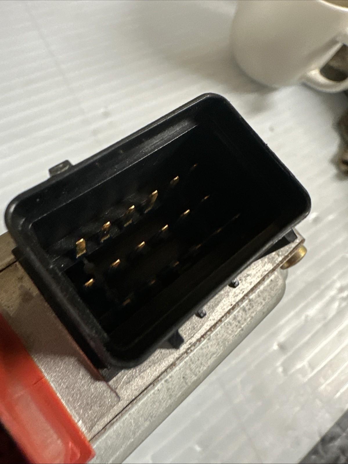 Range Rover P38 (4.6) GEMS 8 Engine Control Unit (ECU) #ERR6645