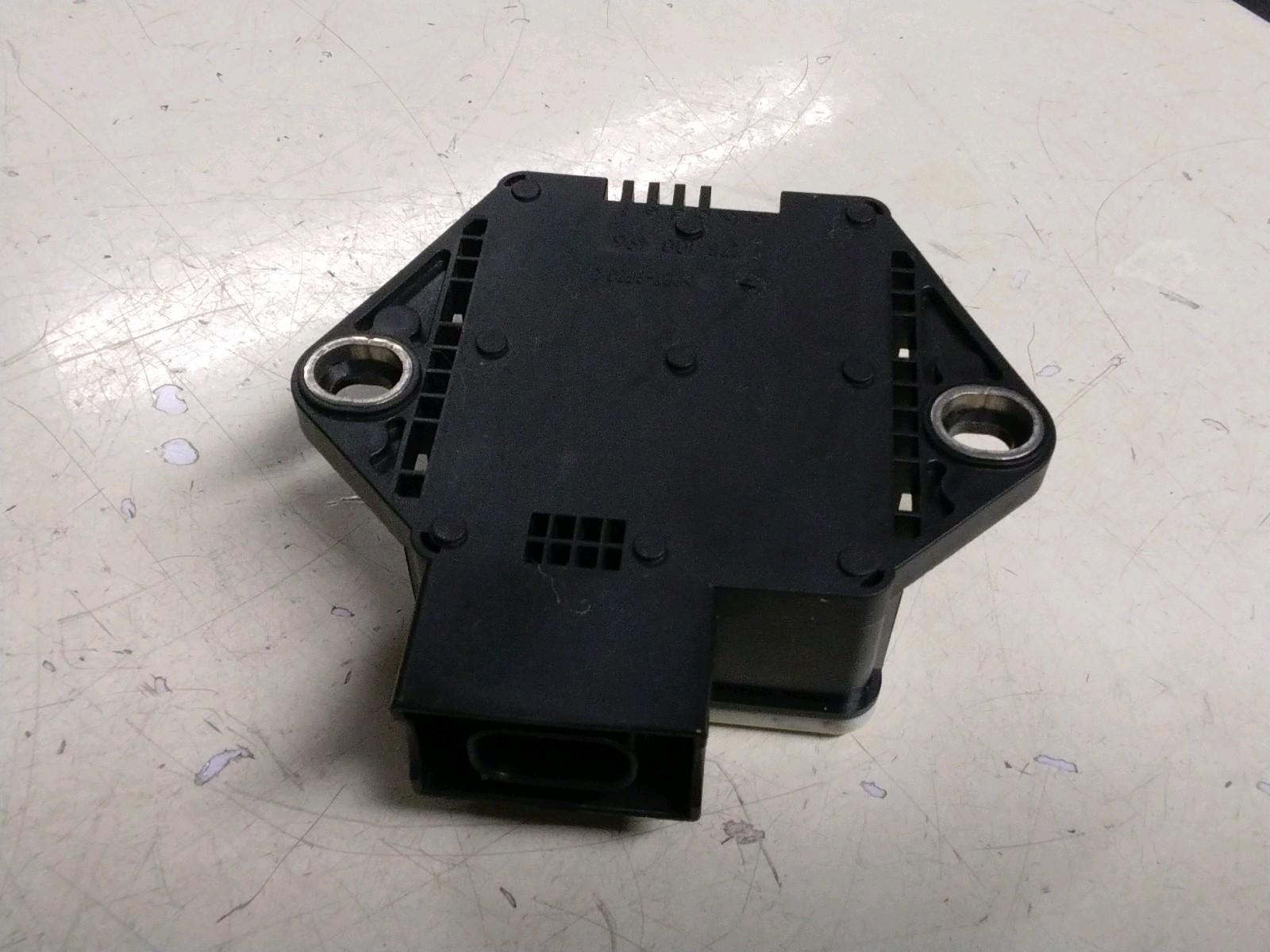 BMW X5 E70 YAW RATE SENSOR MODULE #6779913