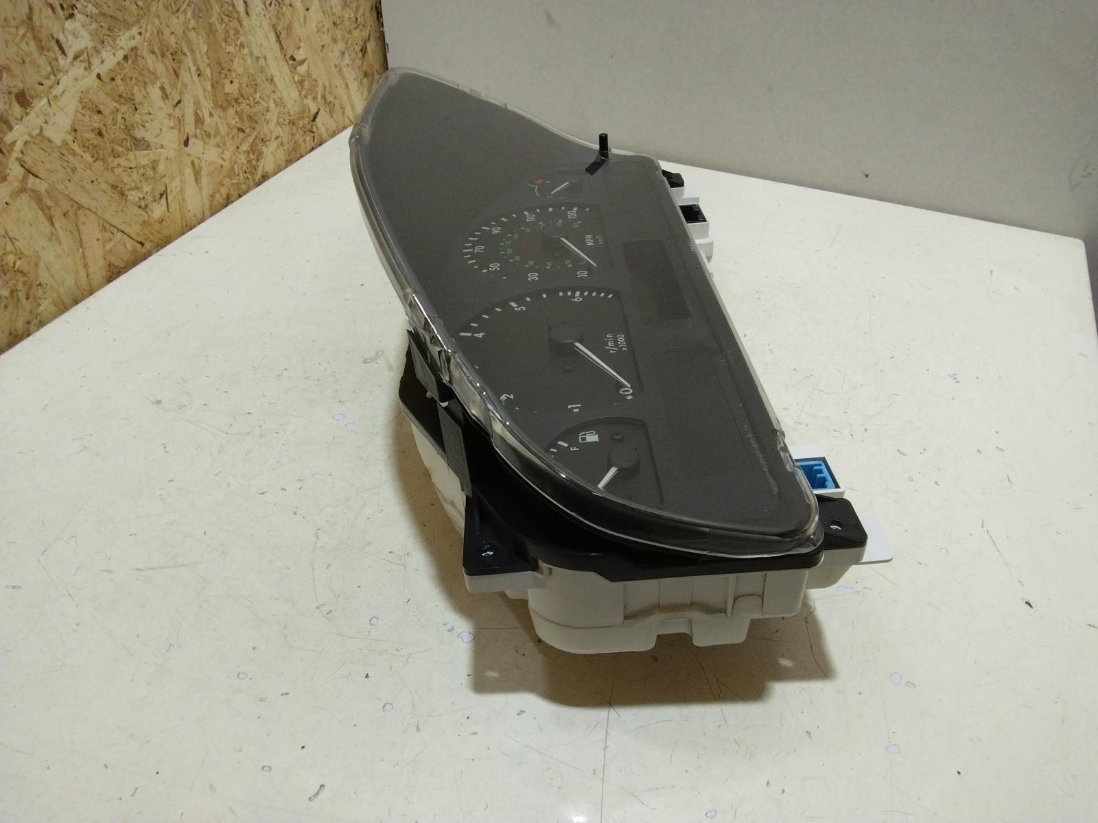 RANGE ROVER P38 INSTRUMENT CLUSTER WITH SPEEDOMETER AMR5988