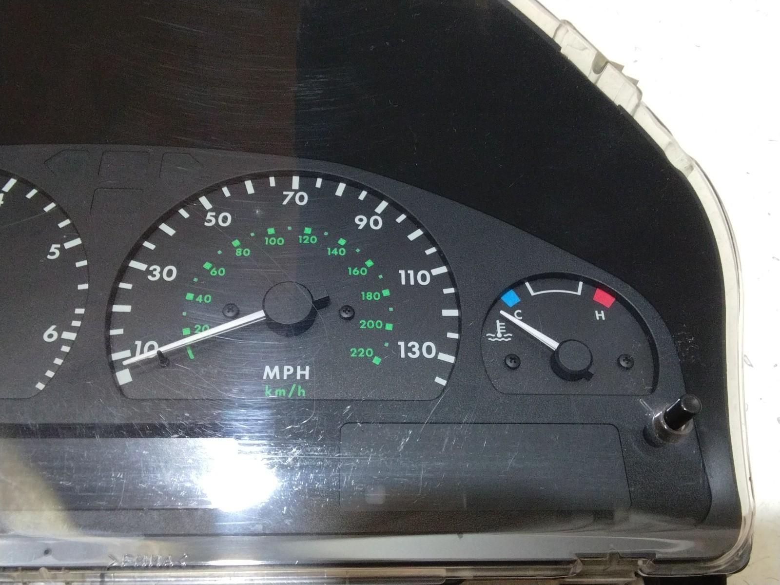 RANGE ROVER P38 INSTRUMENT CLUSTER WITH SPEEDOMETER AMR5988