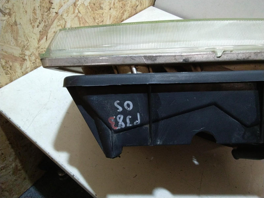 RANGE ROVER P38 DRIVERS (O/S) HEADLIGHT ASSEMBLY