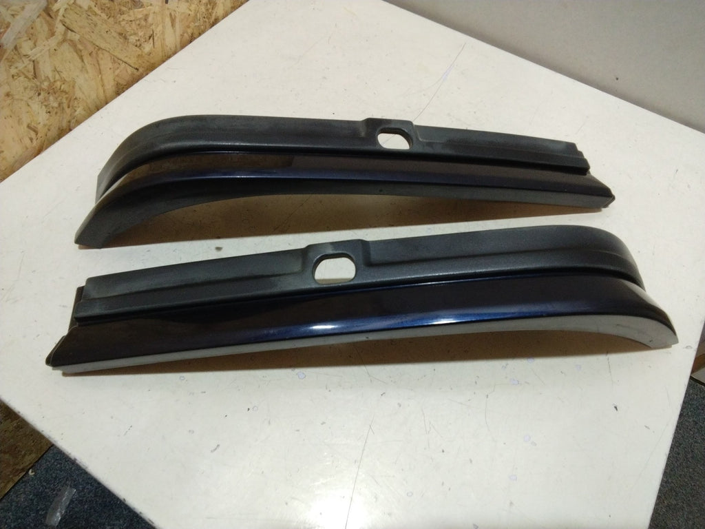 RANGE ROVER P38 PAIR (L/R) UNDER HEADLIGHT TRIMS - BLUE AWR2010/11