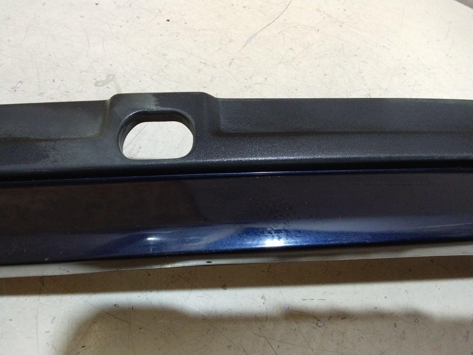RANGE ROVER P38 PAIR (L/R) UNDER HEADLIGHT TRIMS - BLUE AWR2010/11