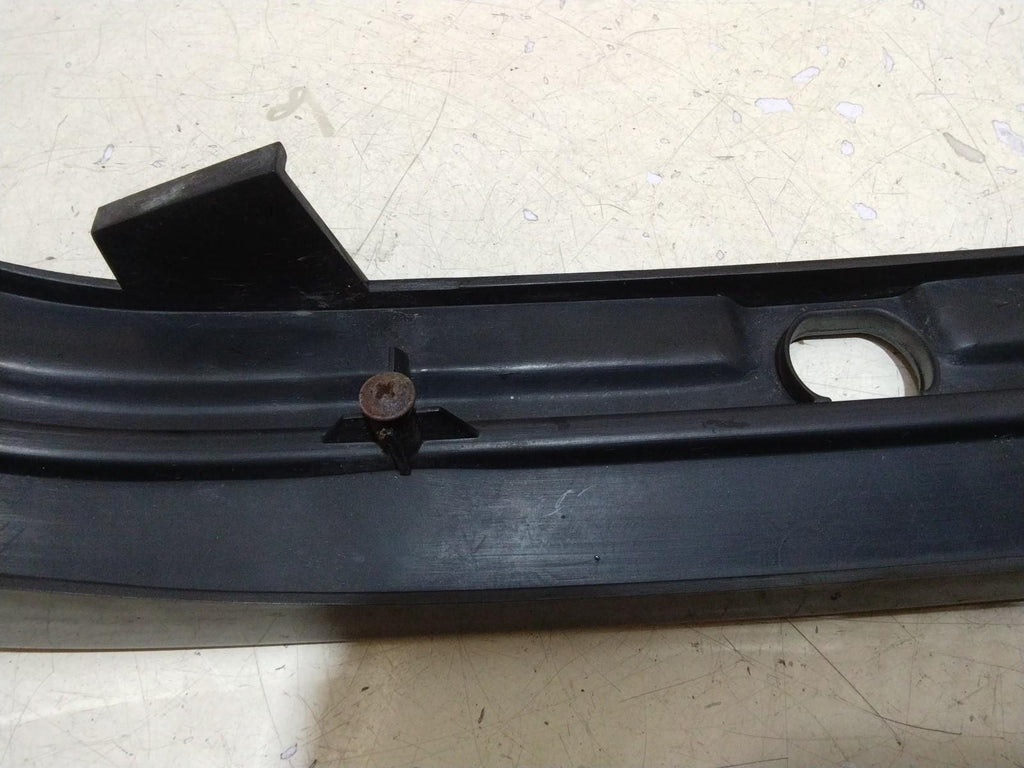 RANGE ROVER P38 PAIR (L/R) UNDER HEADLIGHT TRIMS - BLUE AWR2010/11