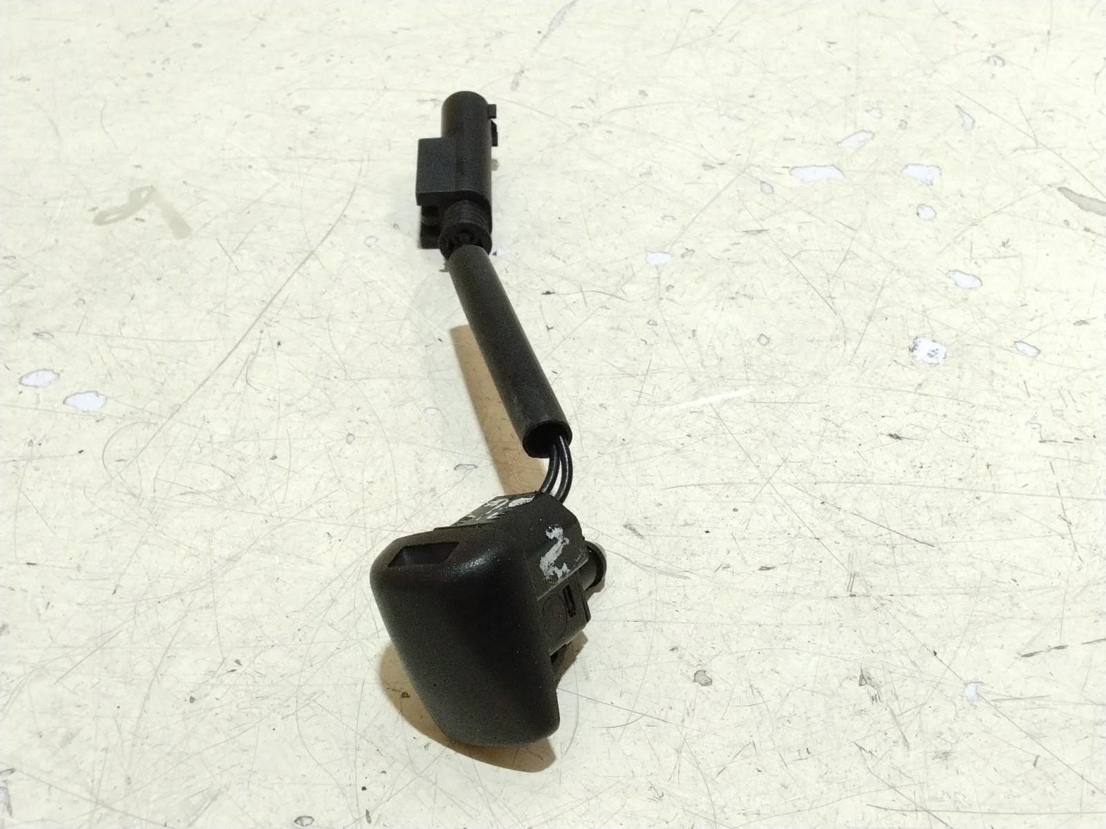 BMW E39 5 SERIES HEATED WINDSCREEN WASHER JET #7132969