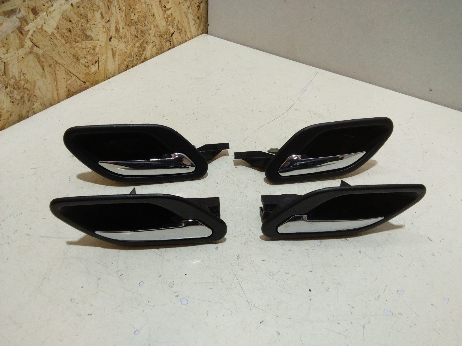 BMW E39 5 SERIES SET OF FOUR INTERIOR CHROME DOOR HANDLES #7032925/926 #8226049/050