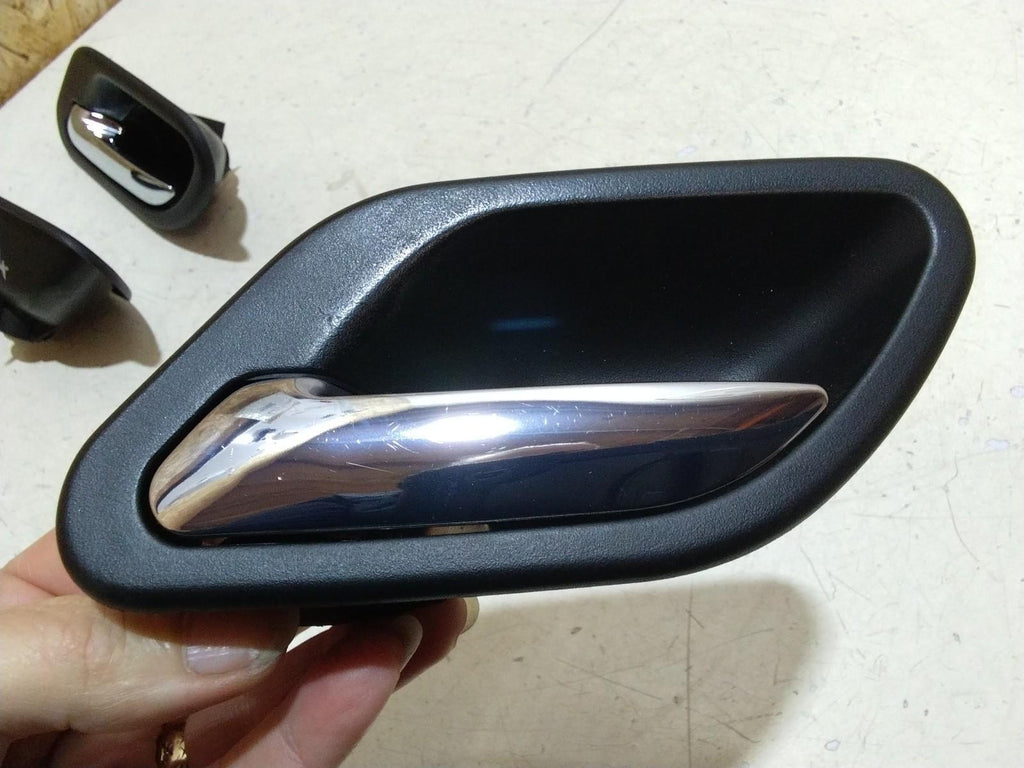 BMW E39 5 SERIES SET OF FOUR INTERIOR CHROME DOOR HANDLES #7032925/926 #8226049/050
