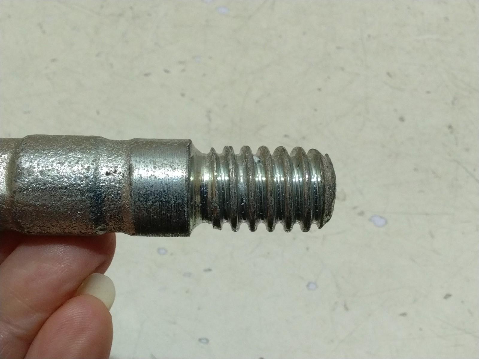 BMW E39 5 SERIES TOWING EYE/HINGE 7203519