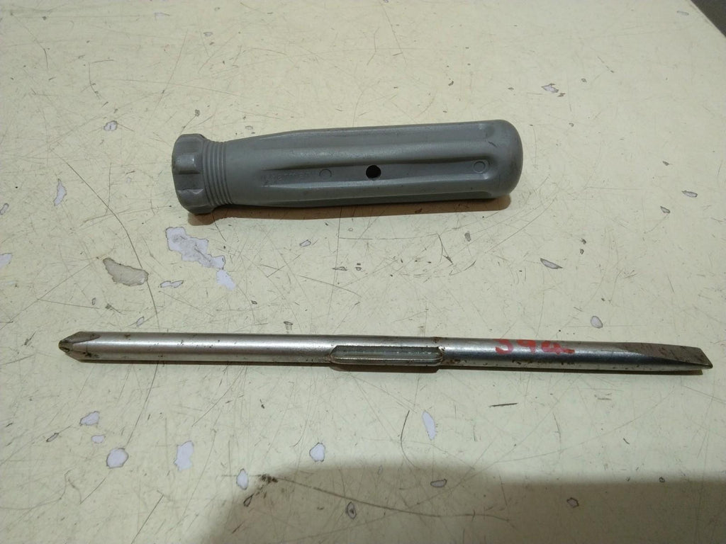BMW E39 5 SERIES SET OF FIVE BMW/HEYCO TOOLS - RD DESC