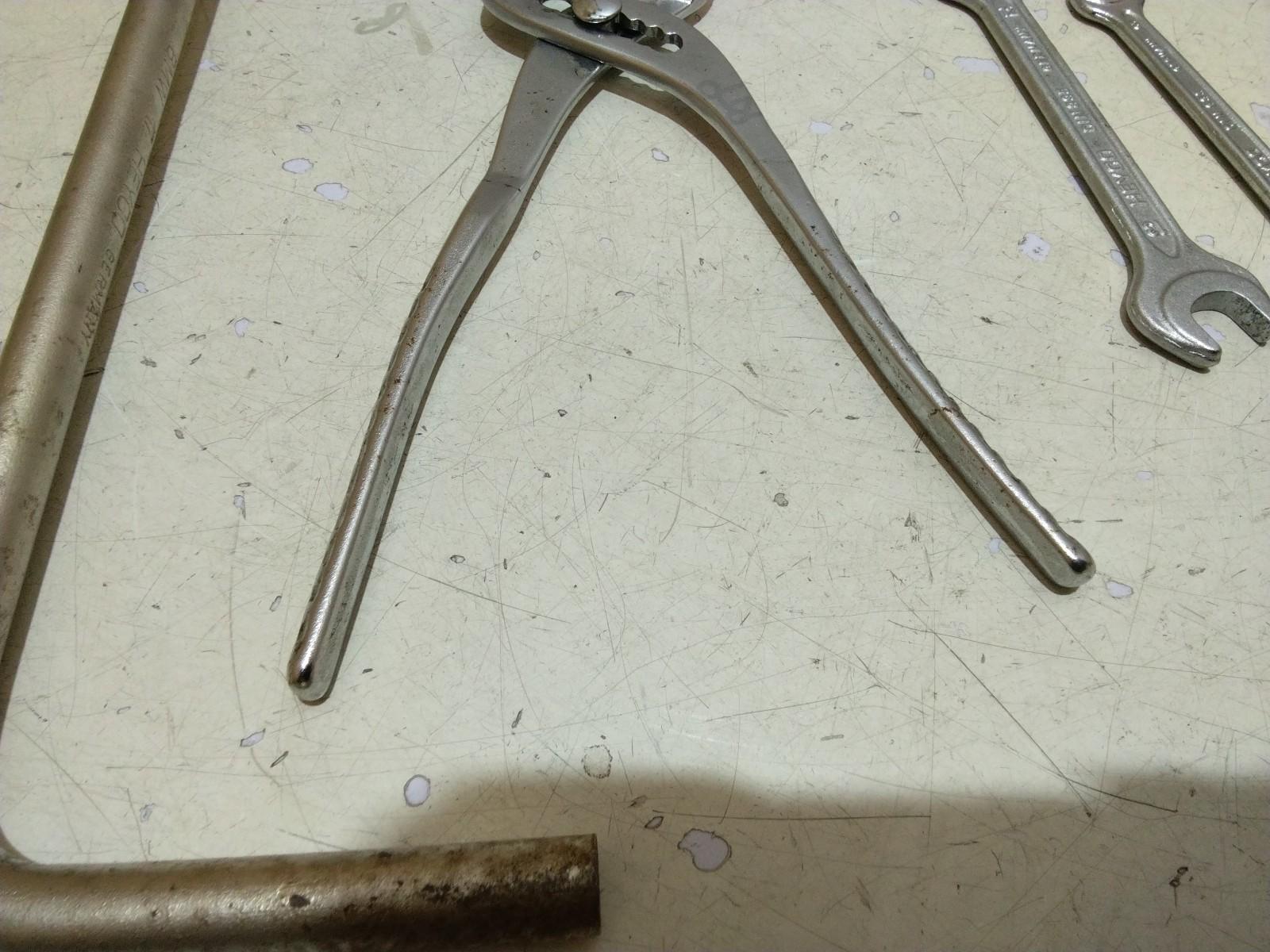 BMW E39 5 SERIES SET OF FIVE BMW/HEYCO TOOLS - RD DESC