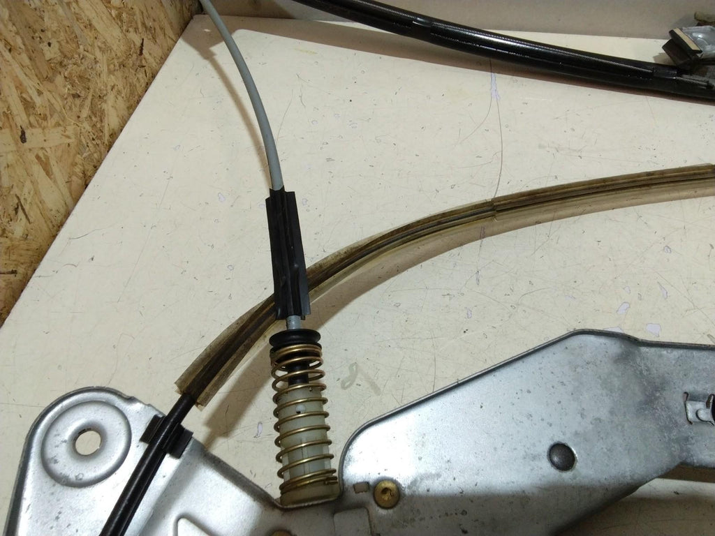 BMW E39 5 SERIES DRIVERS (O/S) FRONT WINDOW REGULATOR AND MOTOR 8252392.