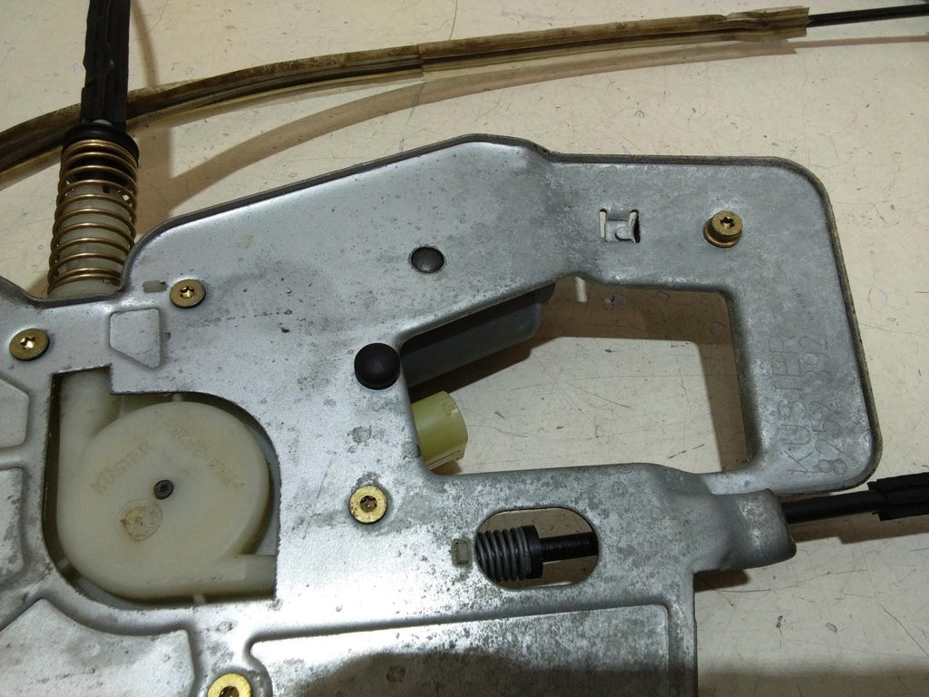 BMW E39 5 SERIES DRIVERS (O/S) FRONT WINDOW REGULATOR AND MOTOR 8252392.