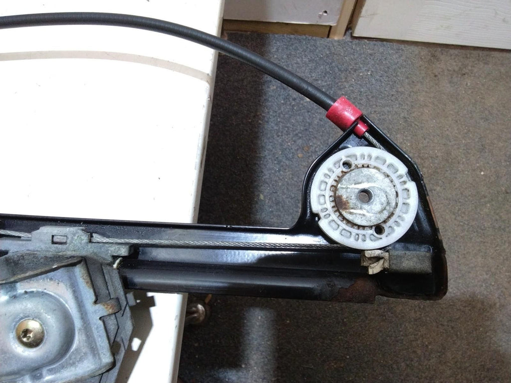 BMW E39 5 SERIES DRIVERS (O/S) FRONT WINDOW REGULATOR AND MOTOR 8252392.