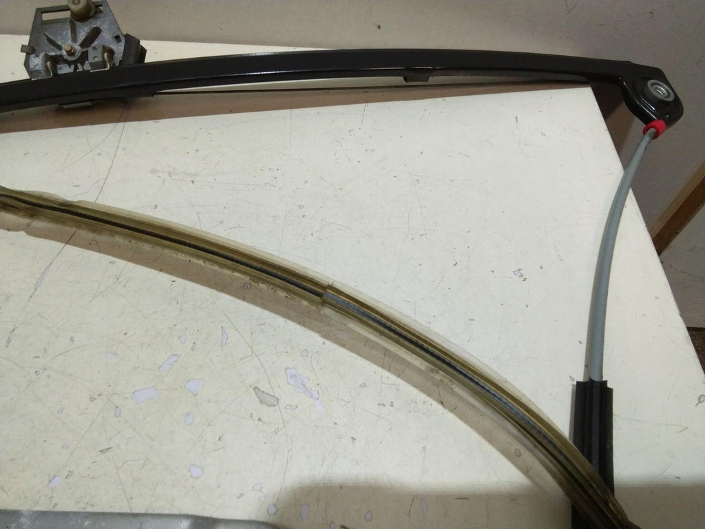 BMW E39 5 SERIES DRIVERS (O/S) FRONT WINDOW REGULATOR AND MOTOR 8252392.