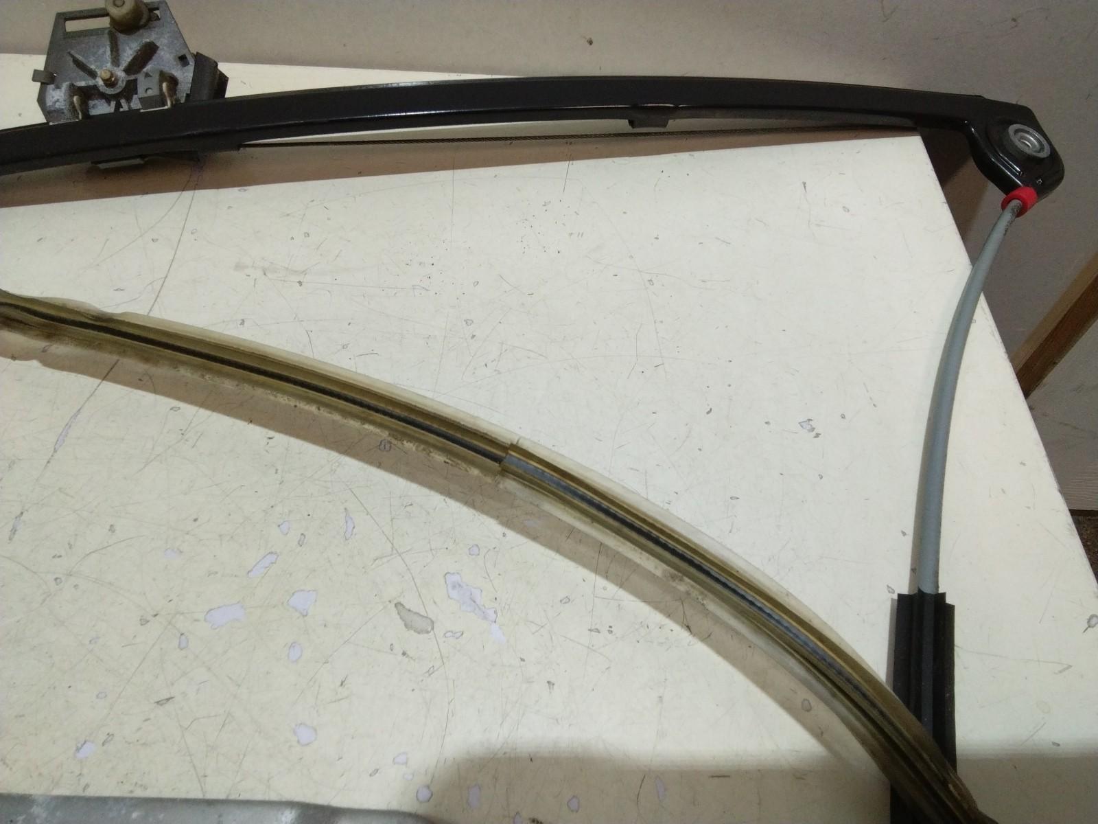 BMW E39 5 SERIES DRIVERS (O/S) FRONT WINDOW REGULATOR AND MOTOR 8252392.