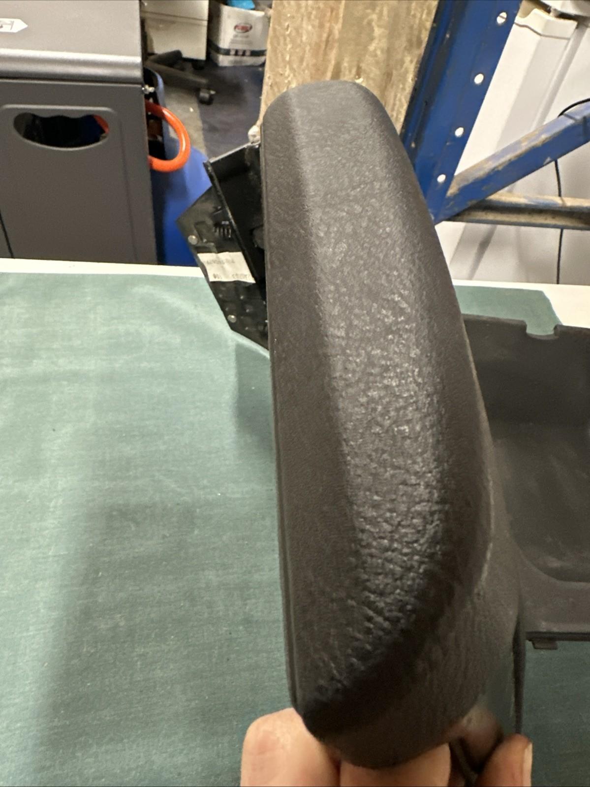 BMW E39 5 Series Black Sliding Arm-rest with Tray #7140677 #806219