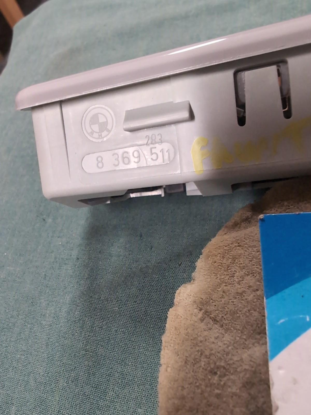BMW E39 5 SERIES FRONT INTERIOR READING LIGHT #8369511 - Grey