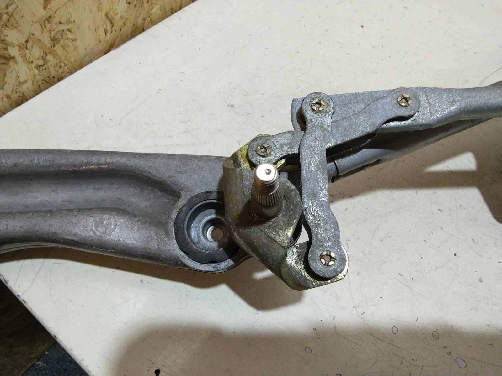BMW E39 5 SERIES WIPER MOTOR AND LINKAGE #8259247