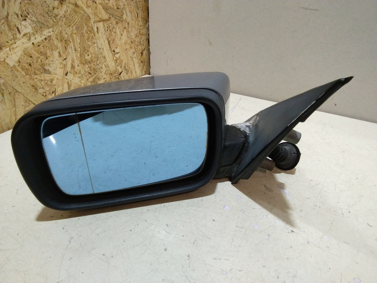 BMW E39 5 SERIES PASSENGER (N/S) WING MIRROR  0117351.