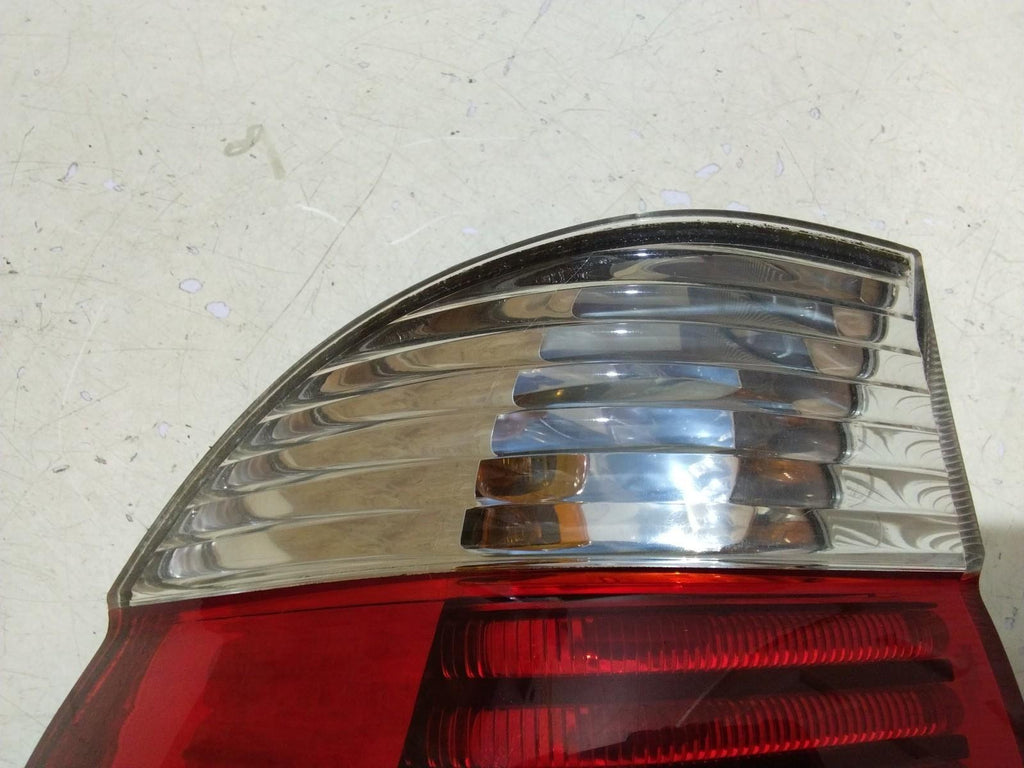 BMW E39 5 SERIES PASSENGER (N/S) REAR OUTER LIGHT CLUSTER 6902531