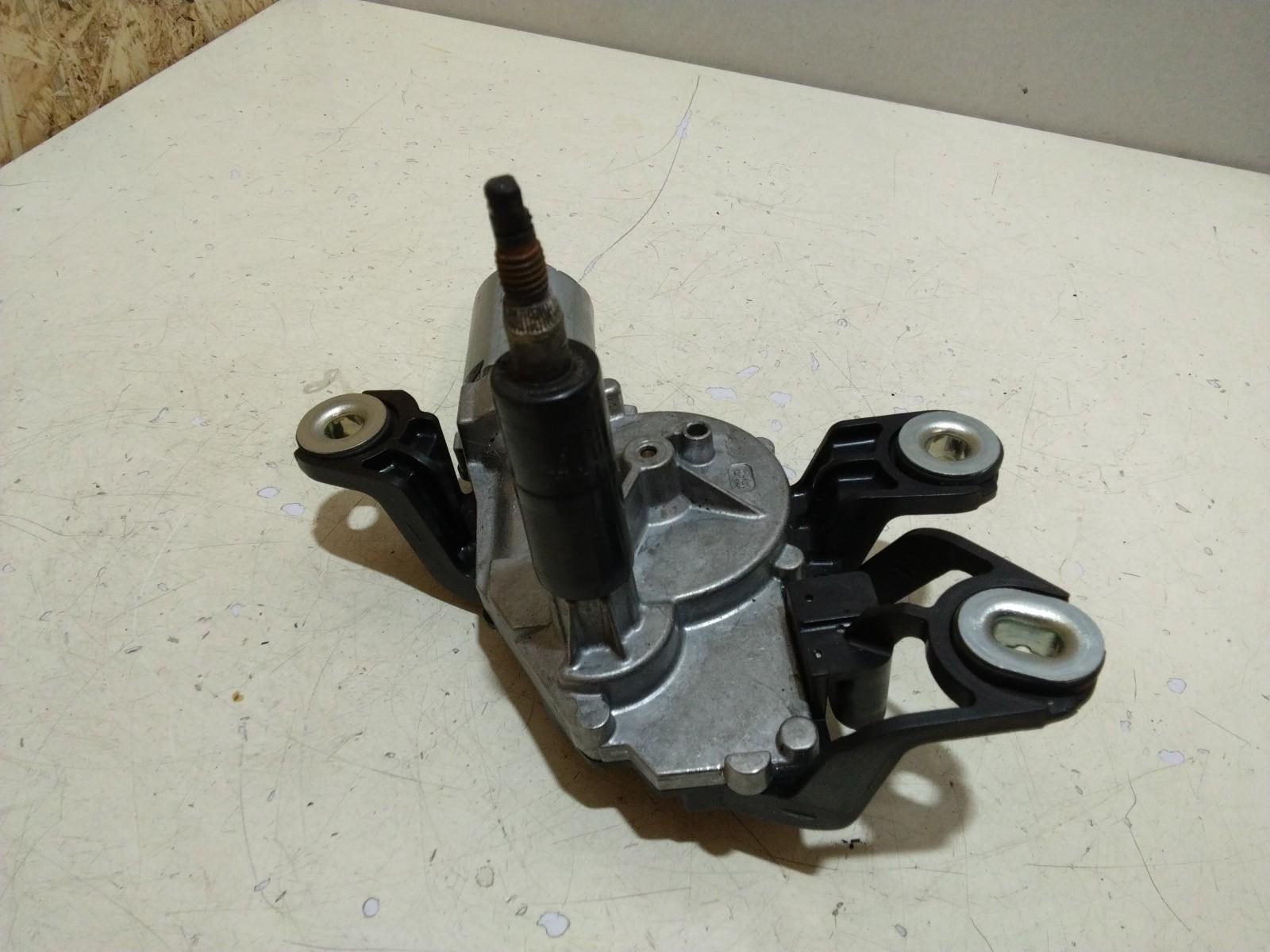 VW GOLF 1.4 REAR WIPER MOTOR #0390201800